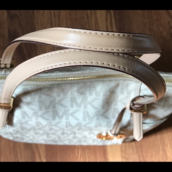 Michael kors vanilla SOLD - Picture 3 of 4