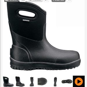 NIB Bogs Ultra Mid Black Current Retail $130