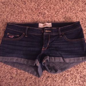 The perfect hollister jean shorts