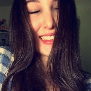 Meet your Posher, Ellie