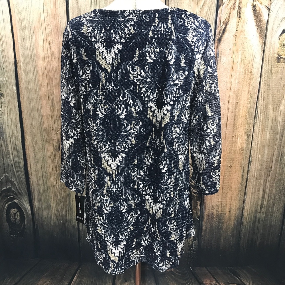 Style&Co- Printed Scroll Top - Picture 4 of 4