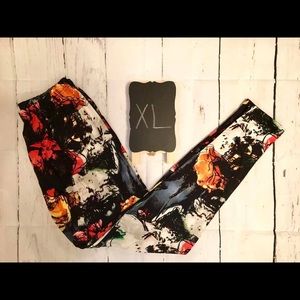 Agnes and Dora gothic black floral leggings
