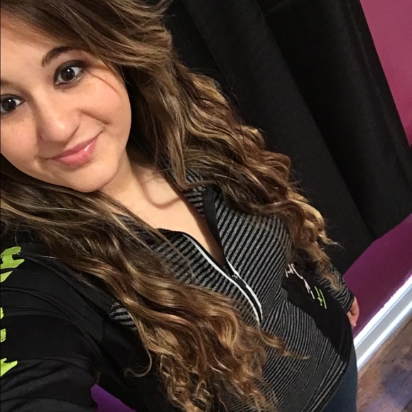 Welcome✨ - Picture 2 of 6