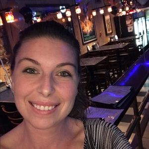 Meet your Posher, Victoria