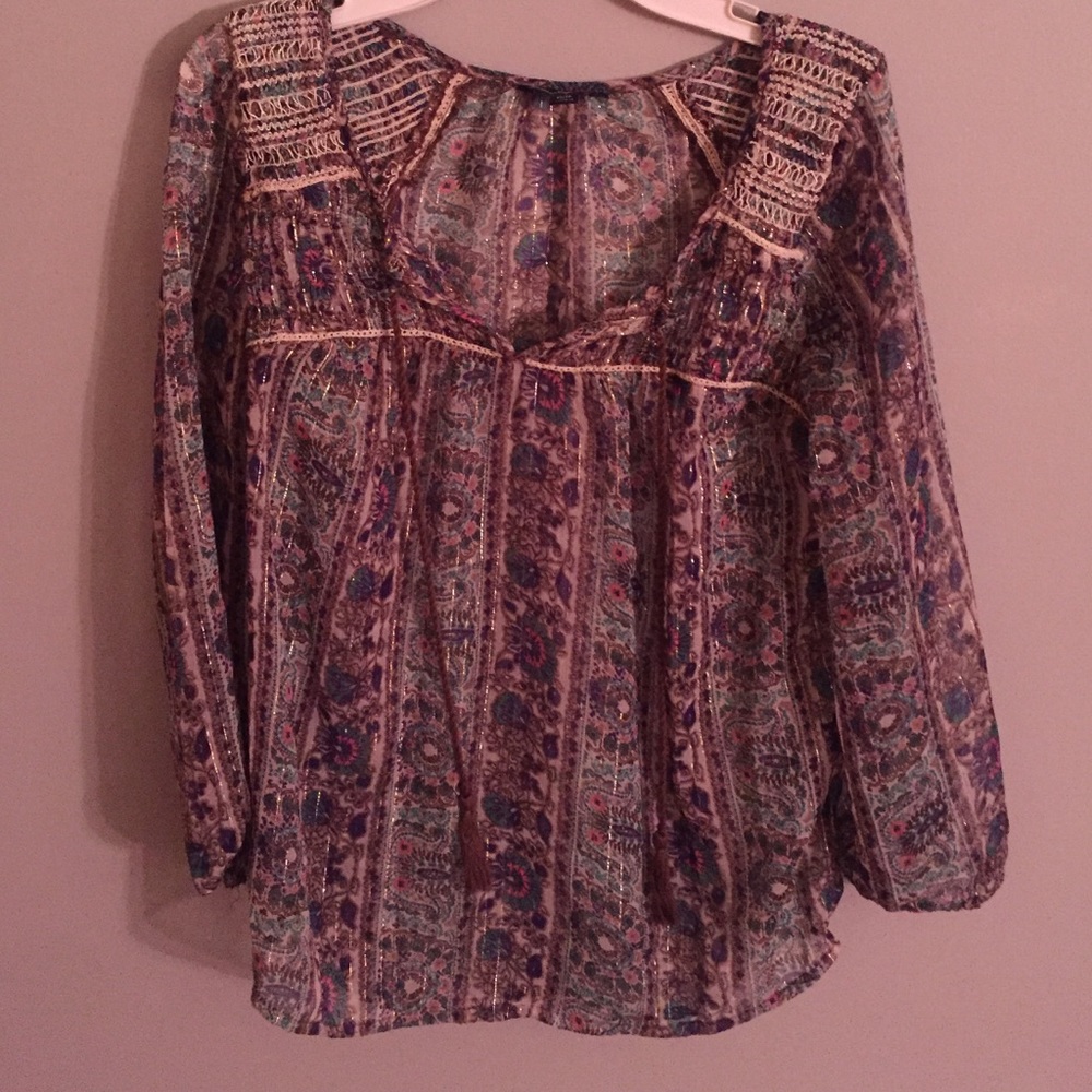 SUPER cute patterned, boho kind of shirt!