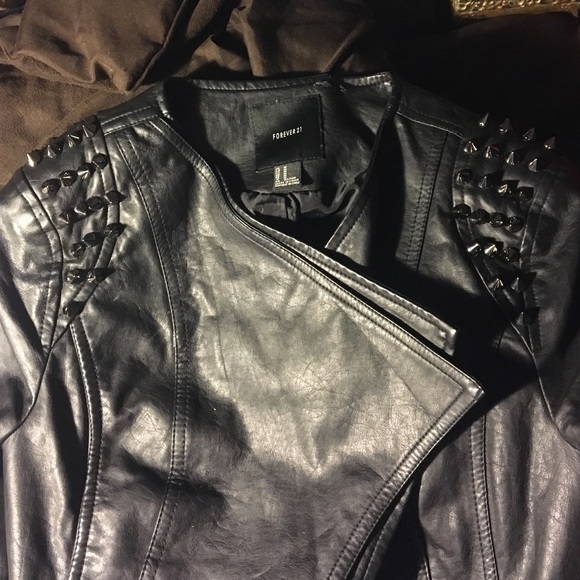 Jacket - Picture 2 of 3