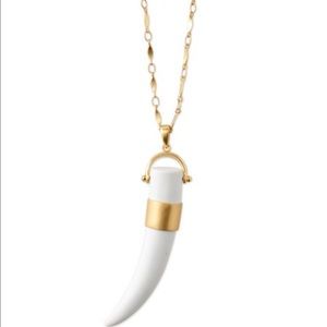 Sahara Pendant Necklace