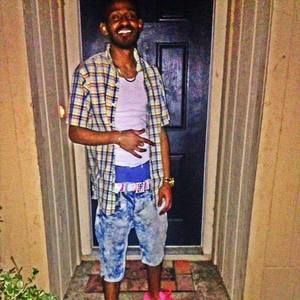 Meet your Posher, Dee