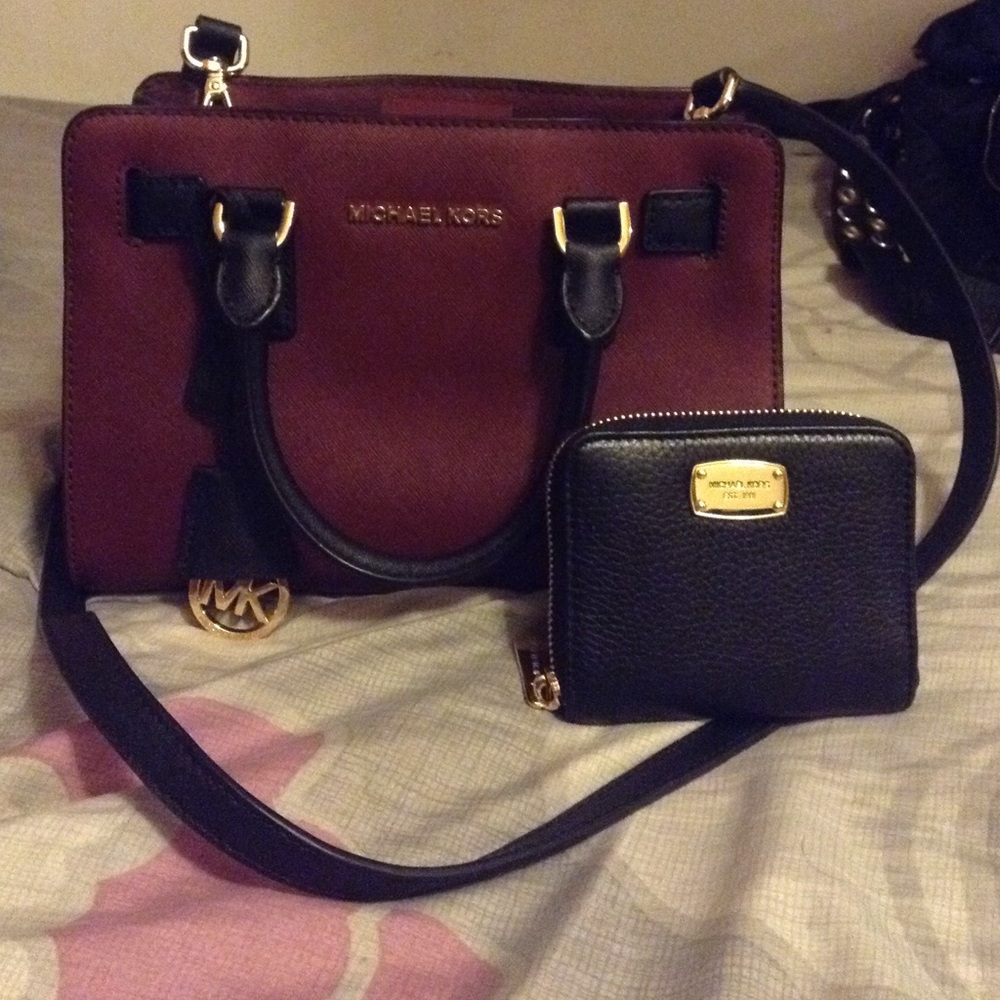 Michael kors purse and wallet