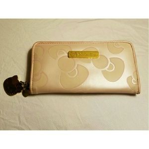 Hello kitty wallet