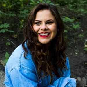 Meet your Posher, Natalie