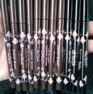 Girlactik eye liner pencils