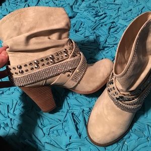 Super cute rhinestone booties