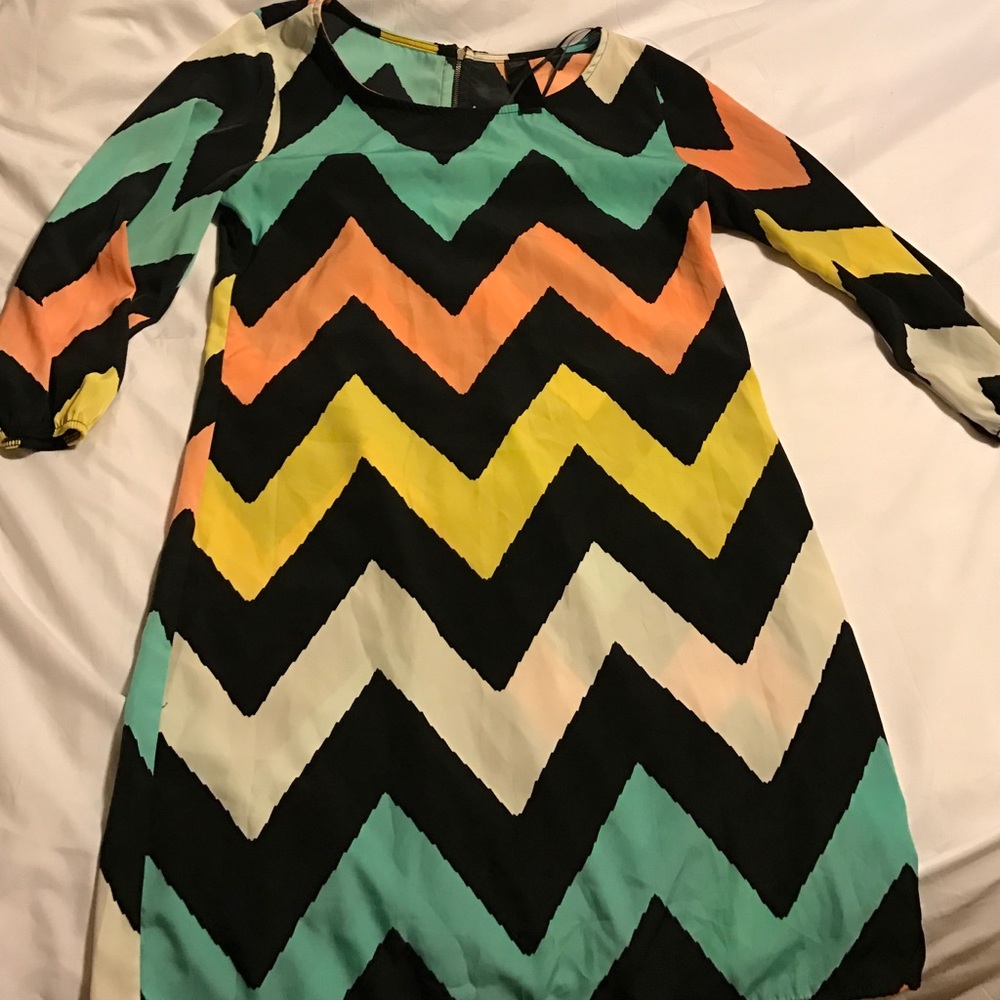 Size S chevron dress