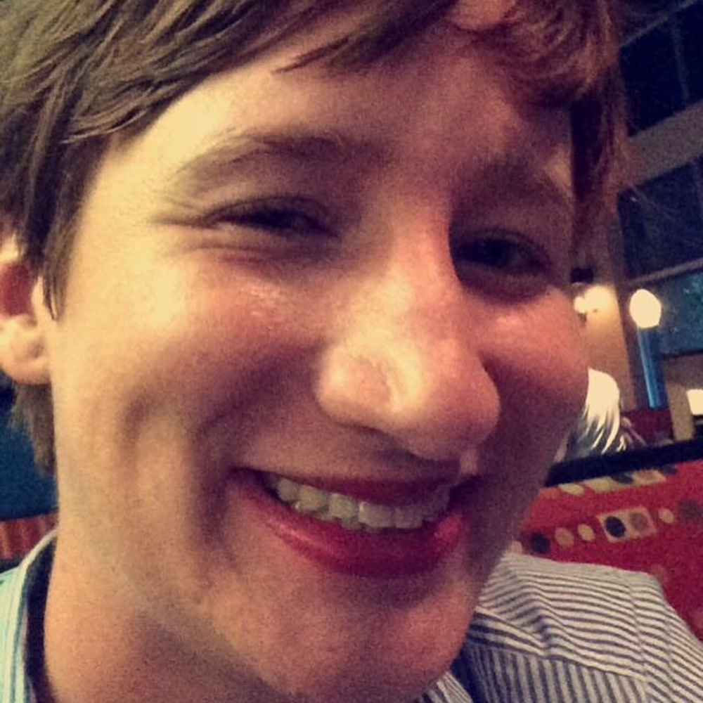 Meet your Posher, Cecelia