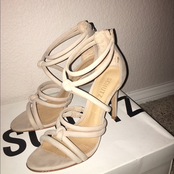 Schutz women's size 7 heels - Picture 3 of 3