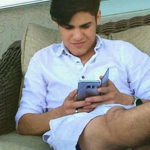 Meet your Posher, Raul