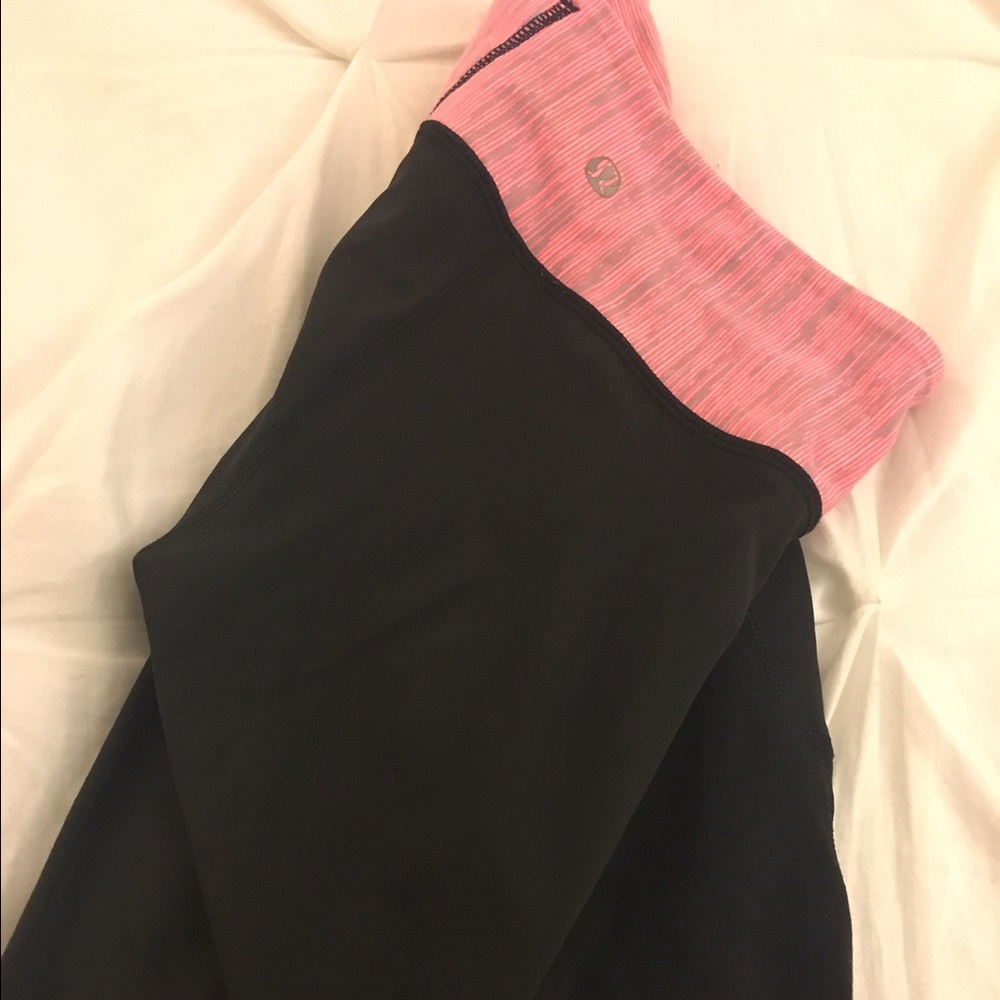 Lululemon Mesh Black Crops