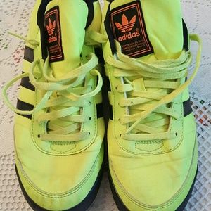 Addidas neon lime green tennis shoes unisex 6.5