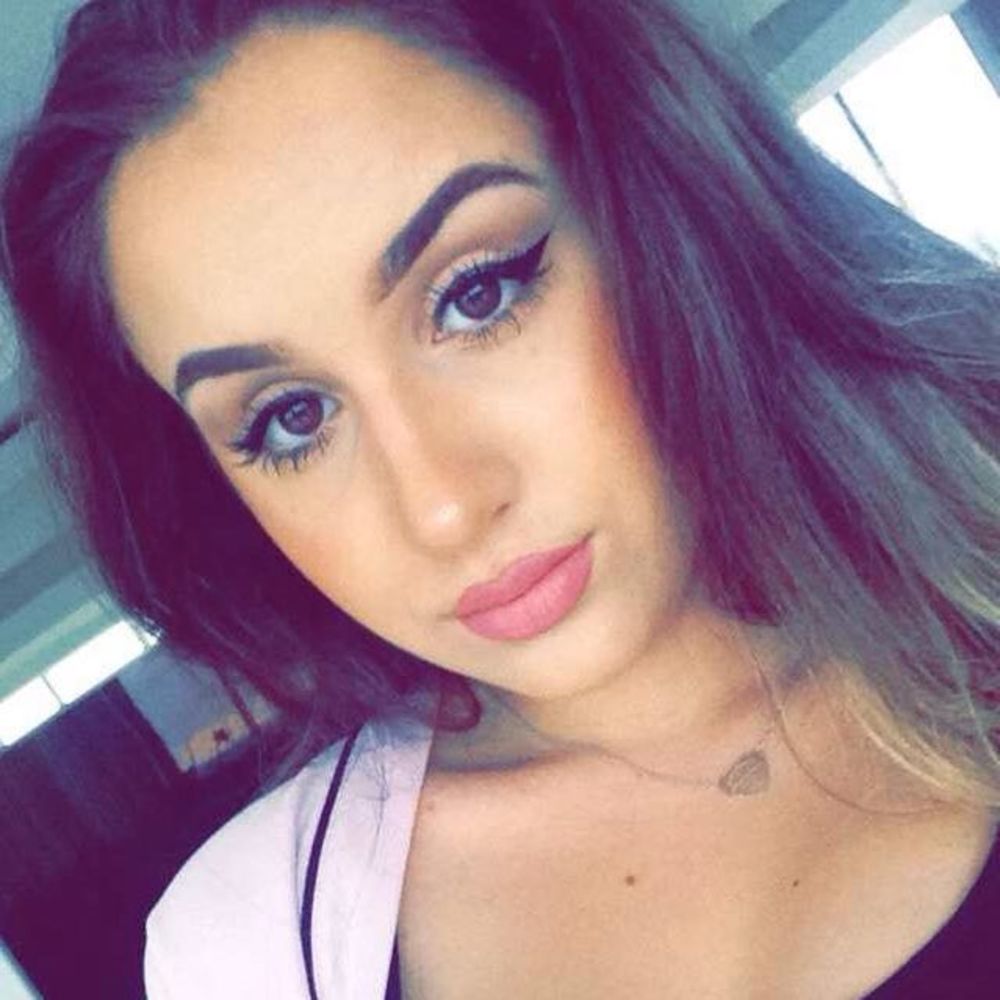 Meet your Posher, Viviane