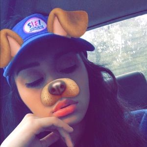 Meet your Posher, Aracely