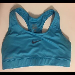 Nike pro women's sports bra