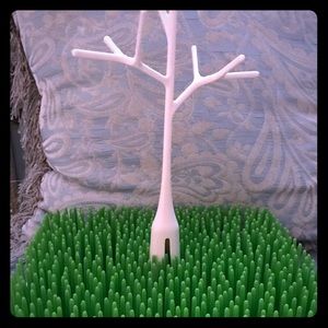 Boon Grass, Bion Tree and Munchkin Dishwasher Tray