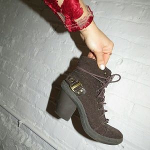 Big Buddha lace up booties