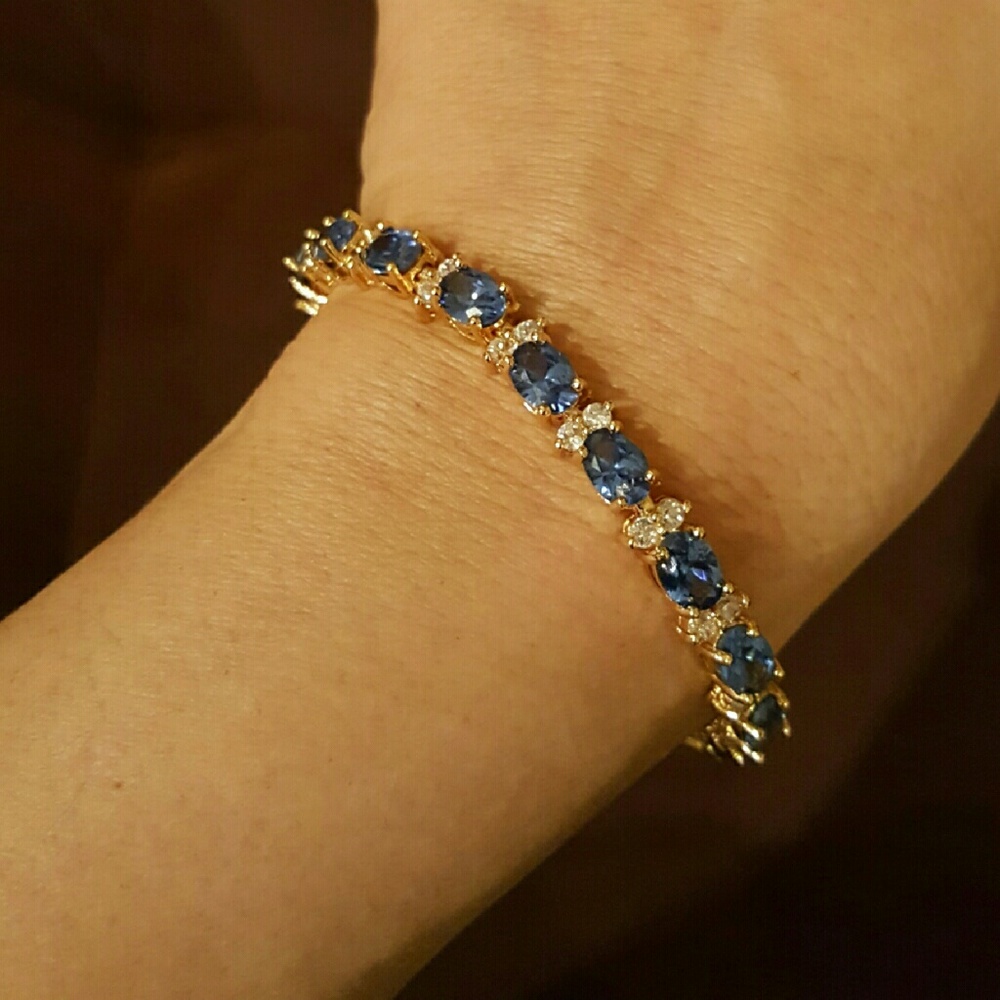 SOLD!!!!!NWOT - bracelet Tanz+ Wht Sphr, 14k GF