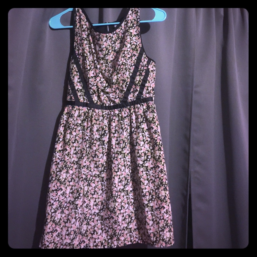 Cute semi formal flower dress!