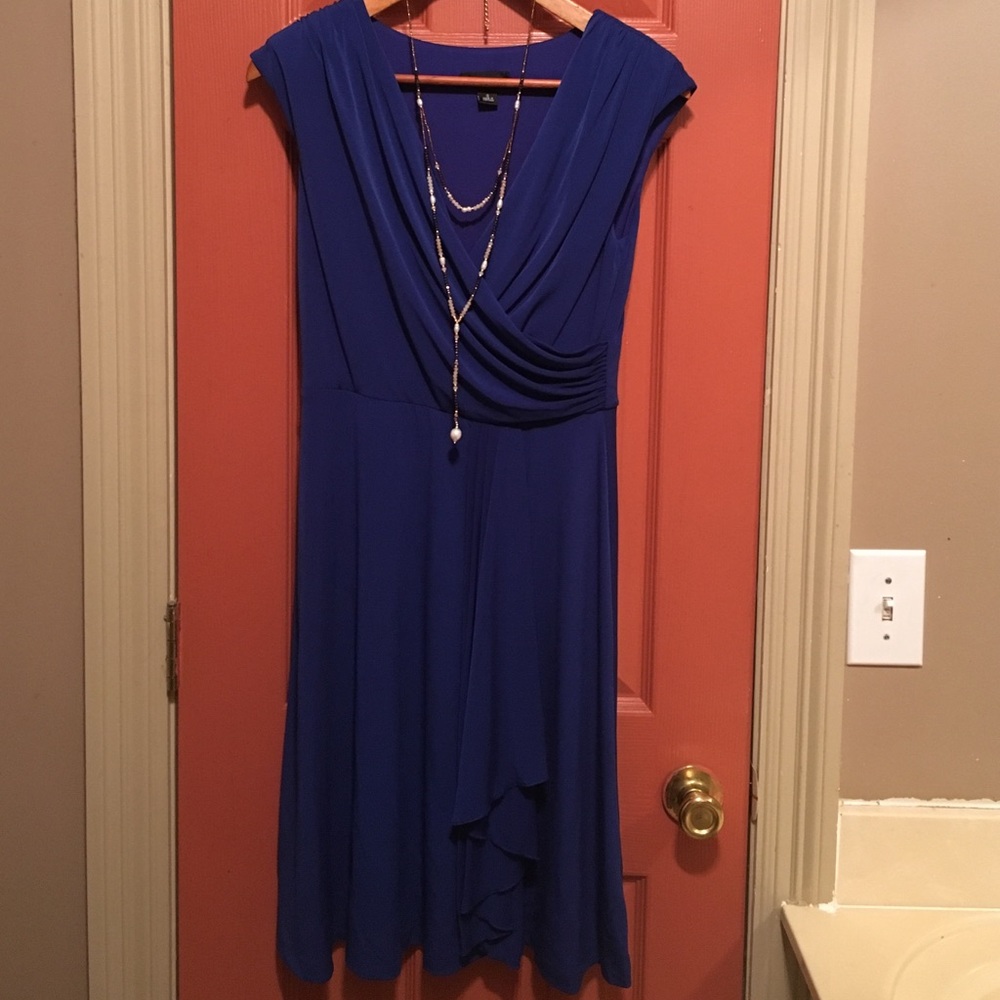 👗$15 - Blue Dress