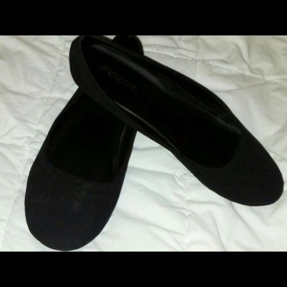 Black flats
