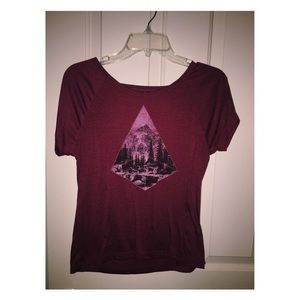 Maroon tshirt