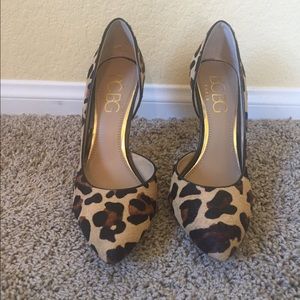 BCBG Leopard D'Orsay Pumps Size 7.5