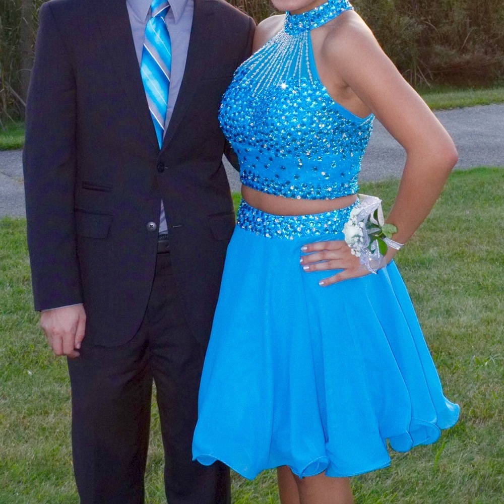 Bright Blue Short Two Piece Homecoming Dress 💙