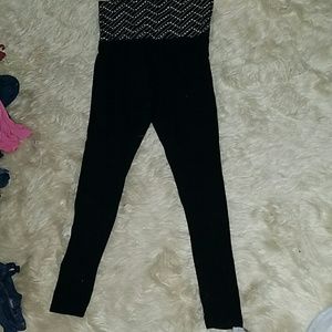 Black decorative legging