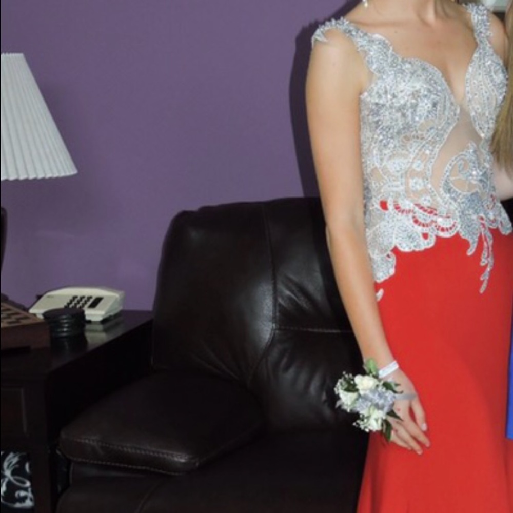 Alyce Paris Prom Dress. Evening gown for prom, wedding, gala - Picture 2 of 2