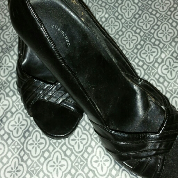 Black Ellamenno Heels - Picture 1 of 3