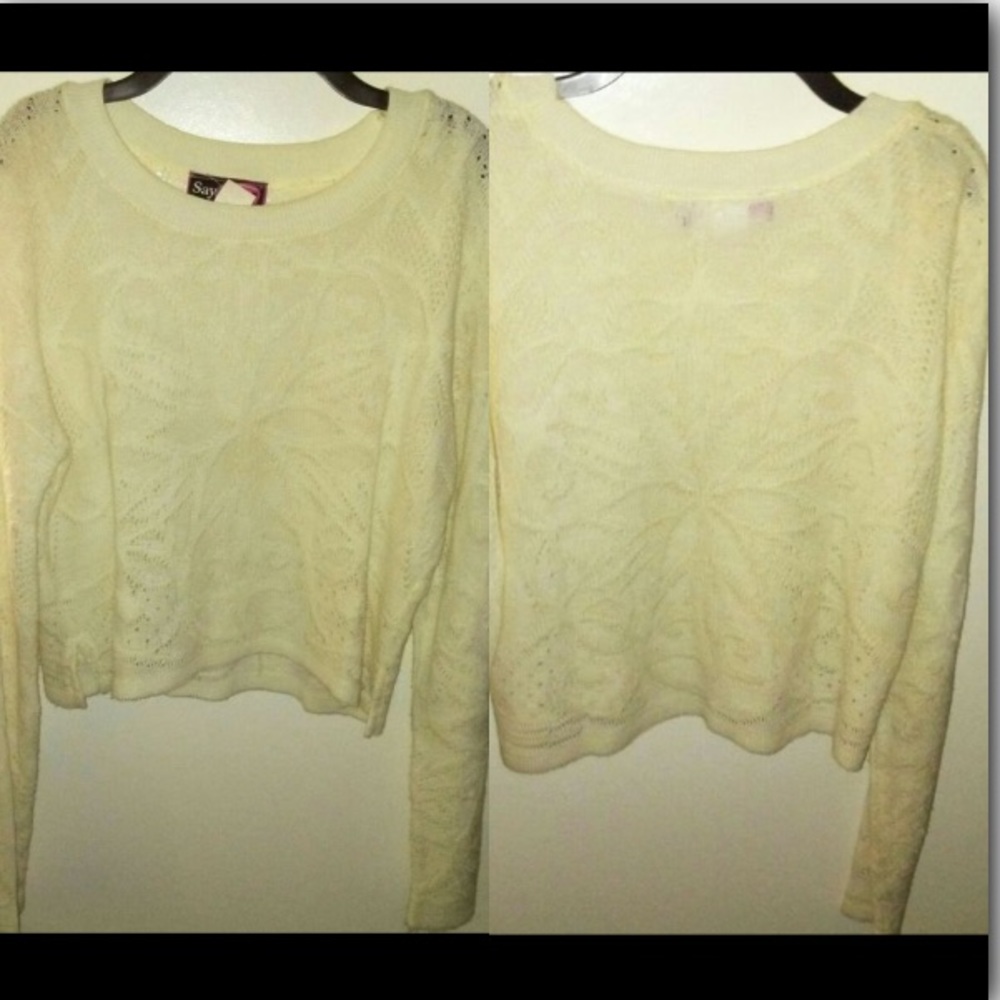 Off white crop top long sleeve