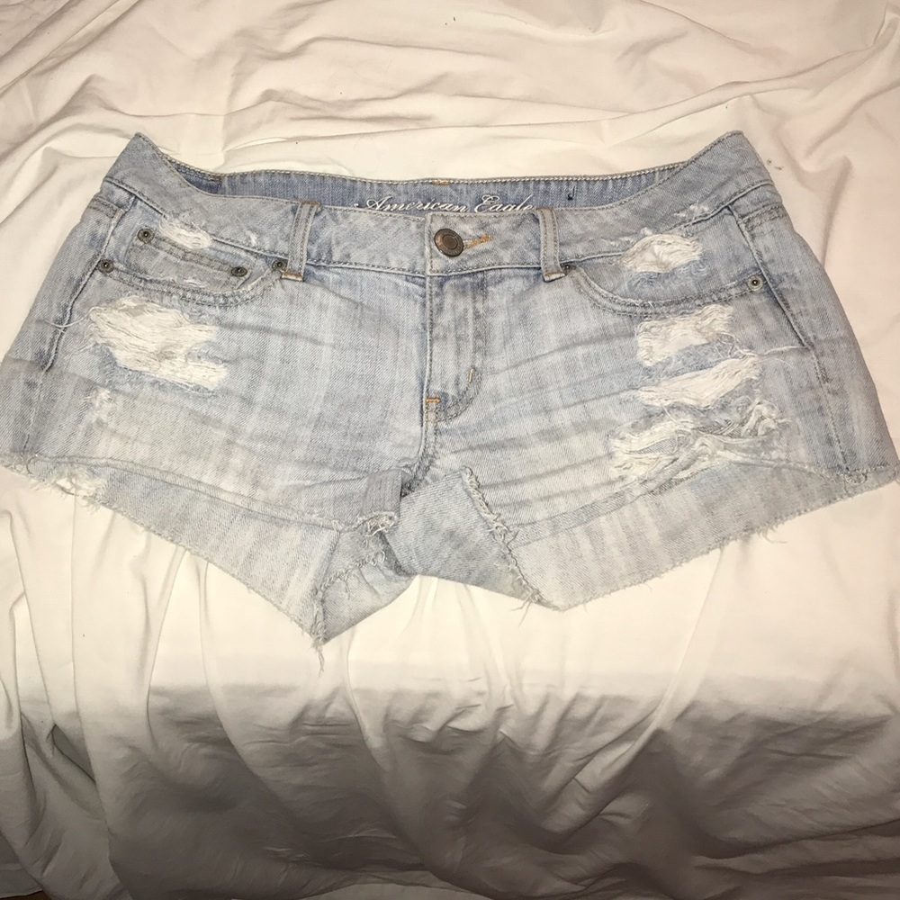 American eagle distressed jean shorts