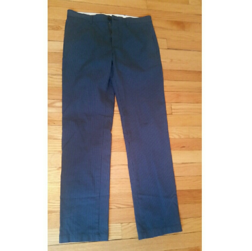 Club Monaco Davis Chinos
