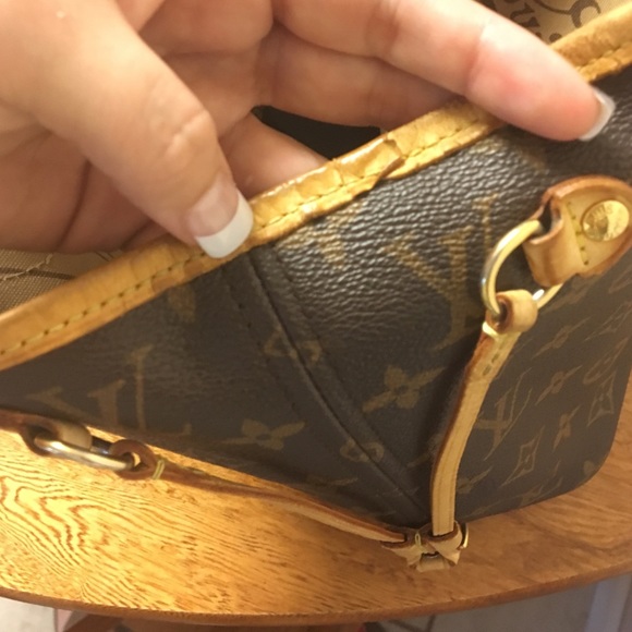 ❌SOLD❌Authentic Louis Vuitton Neverfull PM - Picture 4 of 4