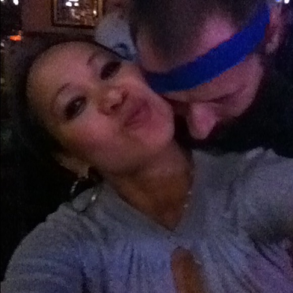 Meet your Posher, Joi - Picture 1 of 1