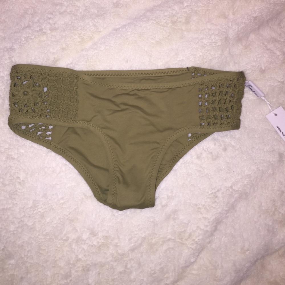 Frankie's Bikinis "Koa" bottom size small
