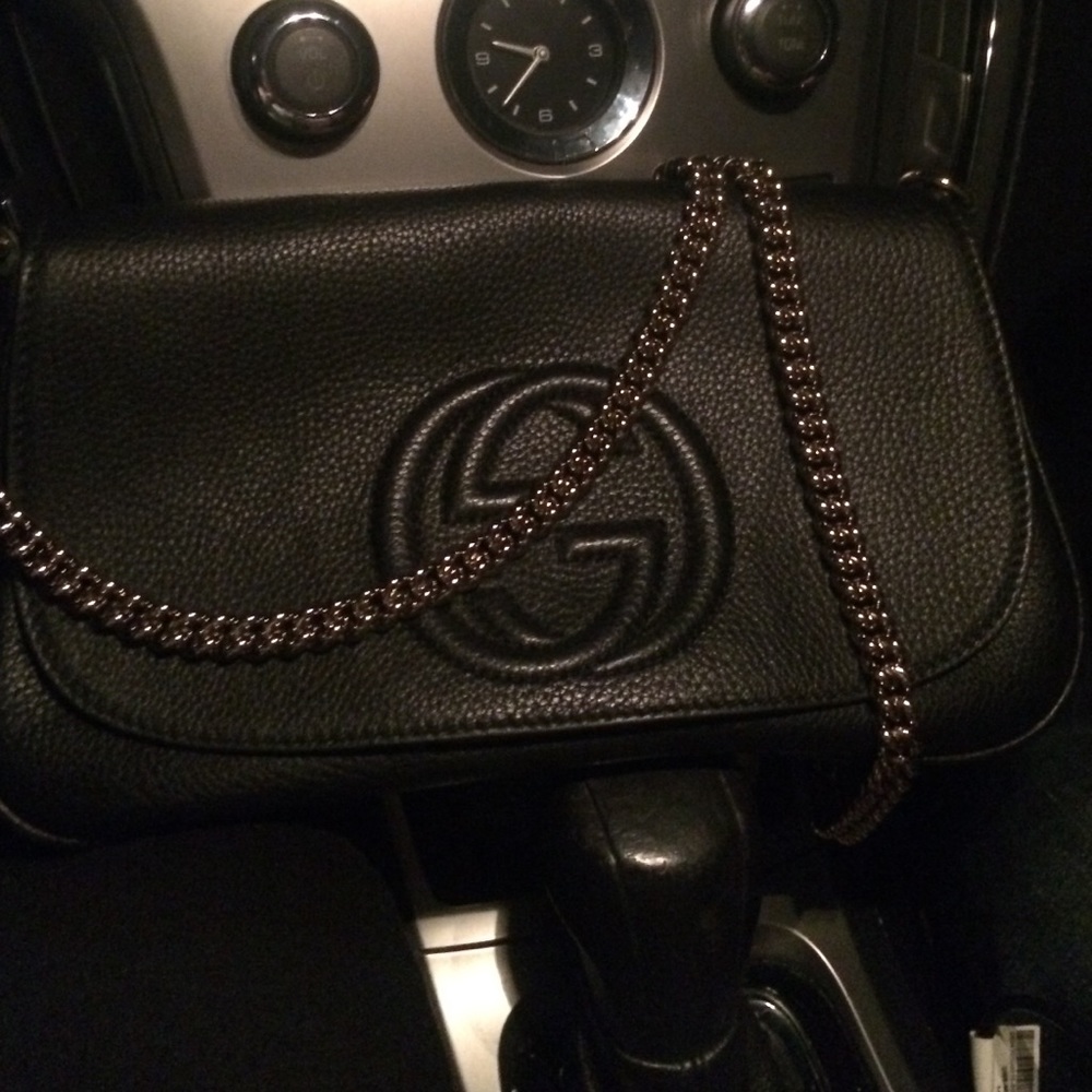 Gucci - Picture 2 of 4