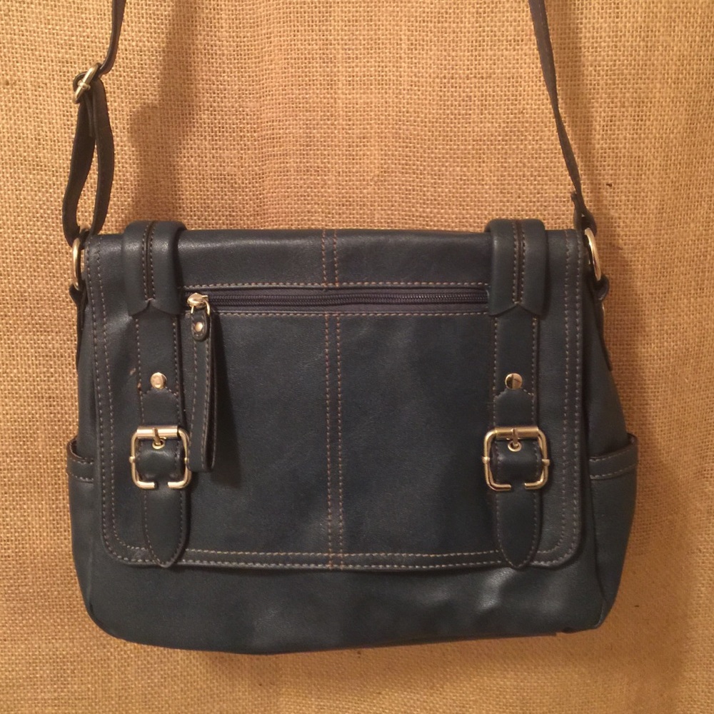 NWOT Relic by Fossil Messenger Bag