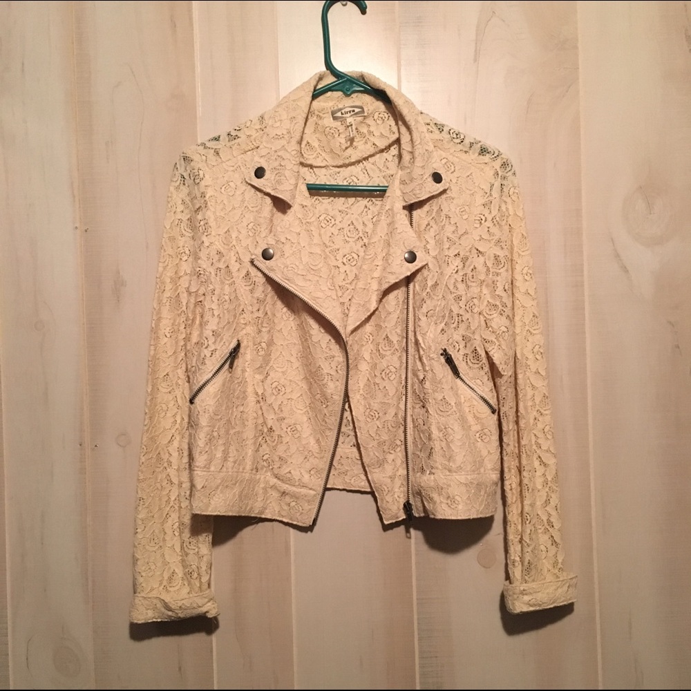 Like new PacSun cream lace crop jacket
