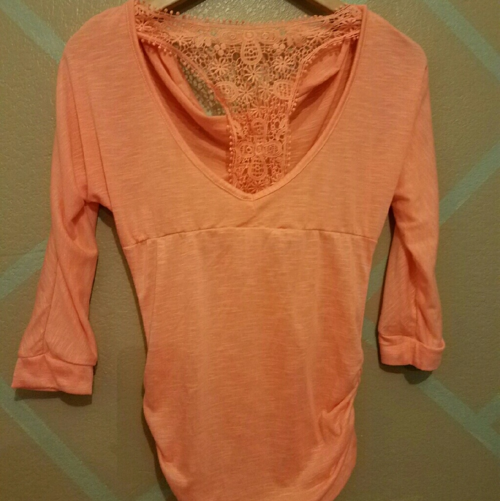 Top - Picture 2 of 2