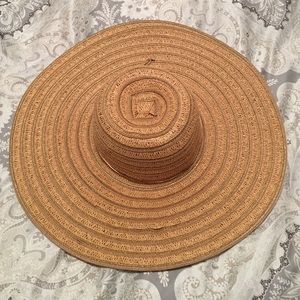 Get ready for some sun ☀️ Floppy sun hat!👒