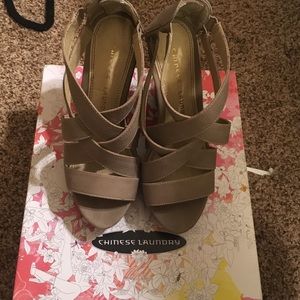 Chinese Laundry Wedges